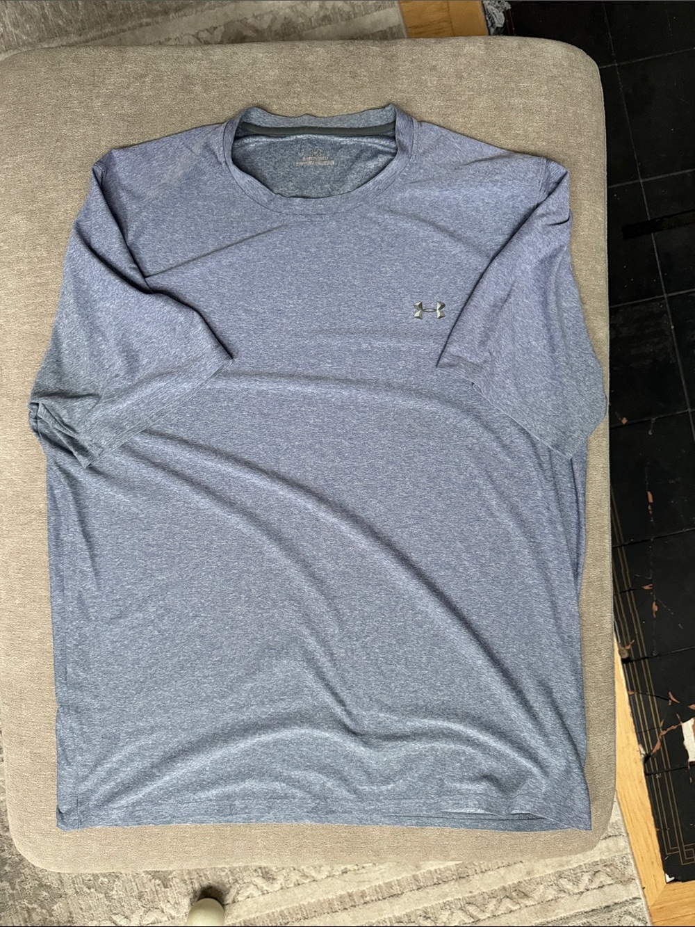 Under Armour Men's Heathered Blue Gray Tee
